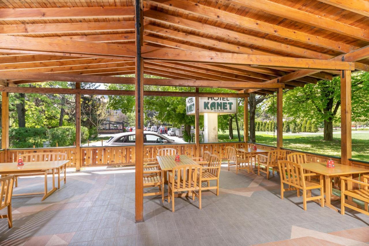 Hotel Kanet Скопие Екстериор снимка