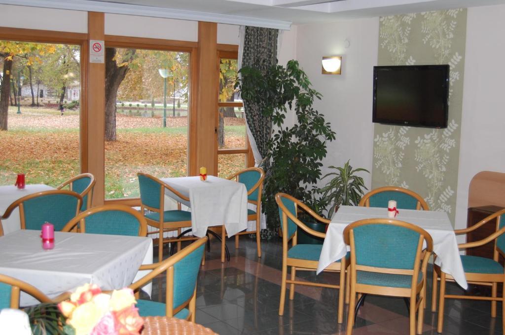 Hotel Kanet Скопие Екстериор снимка